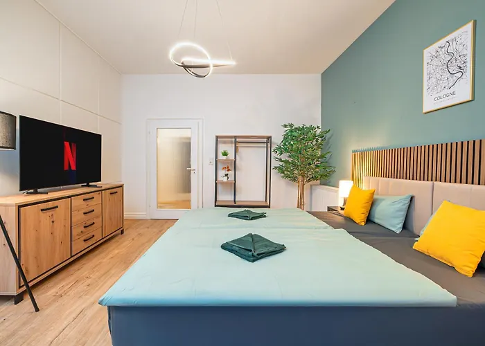 Modern With Balcony - Point By Rudolfplatz - Perfect For 5 Guests - Netflix Appartement Cologne